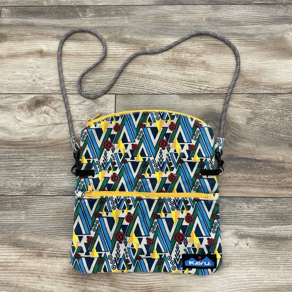 Kavu Keepalong Crossbody Purse Geometric Blue Yellow Multicolor Cotton Bag